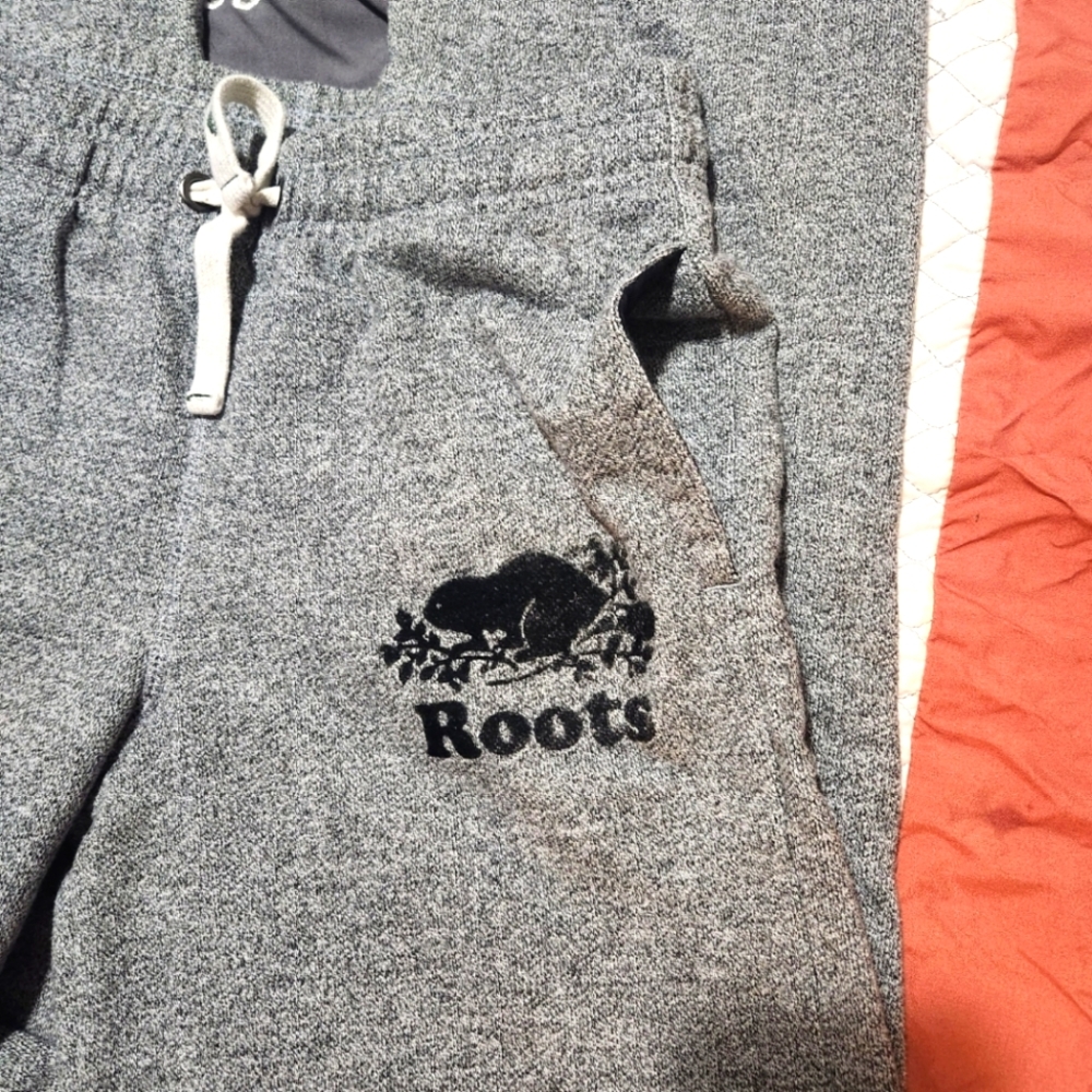 EUC Roots Sweatpants